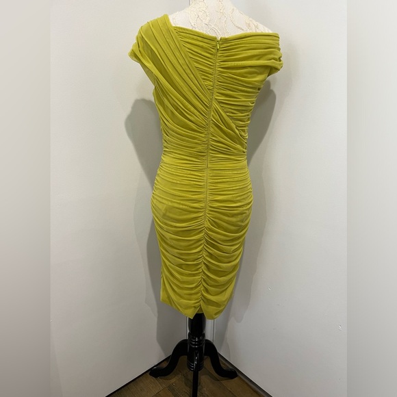 Tadashi Shoji Chartreuse Ruched Tulle Body Con‎ Dress Sz. M - Picture 6 of 11